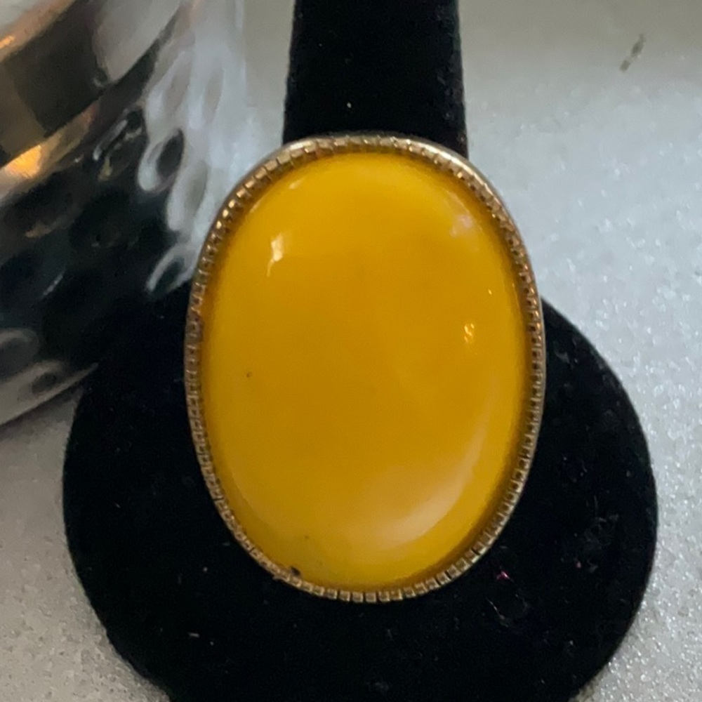Lemon Yellow Oval Statement Ring - image 2